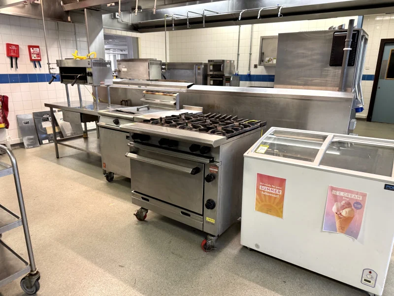 Pinder Asset Solutions Ltd - Quality Commercial Catering and Café Servery Equipment from a Major Banking Group - Auction Image 3