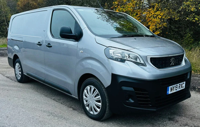 Asset Auctions Ltd - Sunday Midday Auction - Mansfield Van Centre… Huge Variety On Offer. You Cannot Buy These Lots Cheaper On Any Platform - Auction Image 6