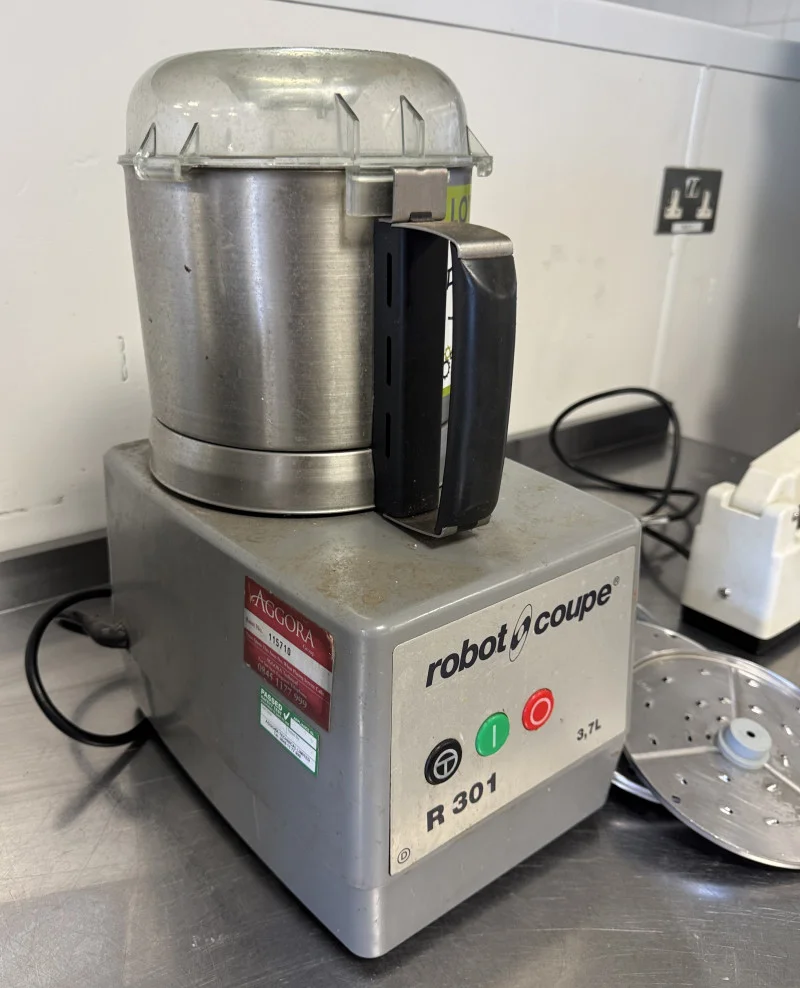 Pinder Asset Solutions Ltd - Quality Commercial Catering and Café Servery Equipment from a Major Banking Group - Auction Image 10