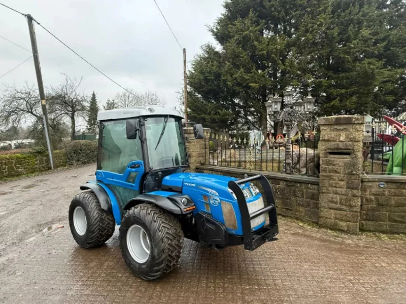 Universal Auctions Group Ltd - Massive Multi-Lot Auction; Ex-Fleet Vans, Agri, Construction & Heavy Plant Machinery And Much More! - Auction Image 8