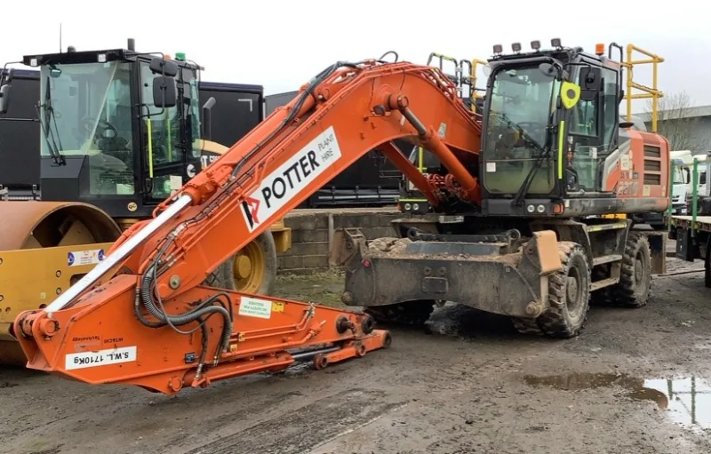 CVA Ltd - Plant & Equipment Auction to include brands Hitachi, Caterpillar, Doosan, Nissan etc - Auction Image 1