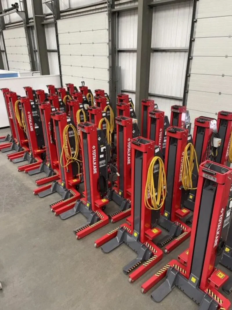 Hilco Global Europe - 2 Day Auction of Exceptional Quality Garage Workshop Equipment, Engineering & Warehouse Support Equipment - Auction Image 1