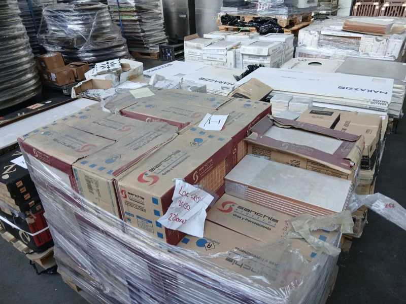 W & H Peacock - Ceramic and Porcelain Tiles Auction - Auction Image 5