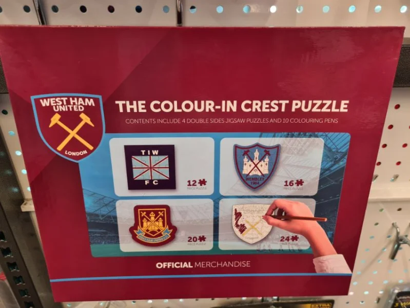 JPS Chartered Surveyors - Football Crest Jigsaw Puzzles Auction - Auction Image 2