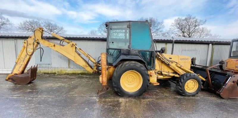 In2Corporate Ltd - Huge General Auction With Over 700 Lots including Kitchens, Furniture, Vehicles and more - Auction Image 4