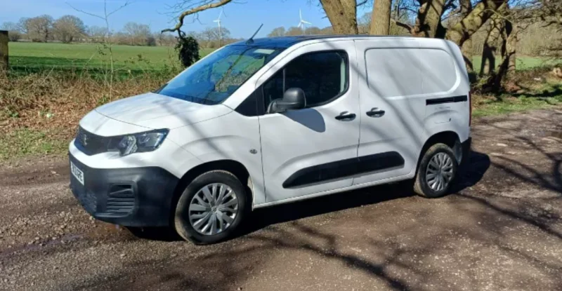 Universal Auctions Group Ltd - Major Clearance Auction, Over 700 lots: Ex-Fleet Vehicles, Agri & Farm, Heavy Plant, Machinery, HGVs & Much More - Auction Image 10