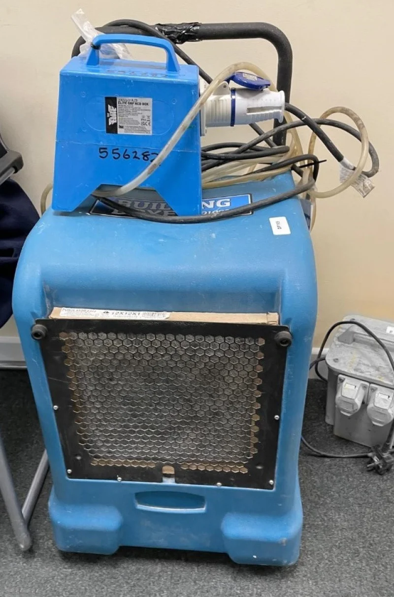In2Corporate Ltd - Contents of a Maintenance Business Office & Warehouse Featuring Tools, Racking, PPE Equipment, Computers, Televisions, Office Equipment & More! - Auction Image 7