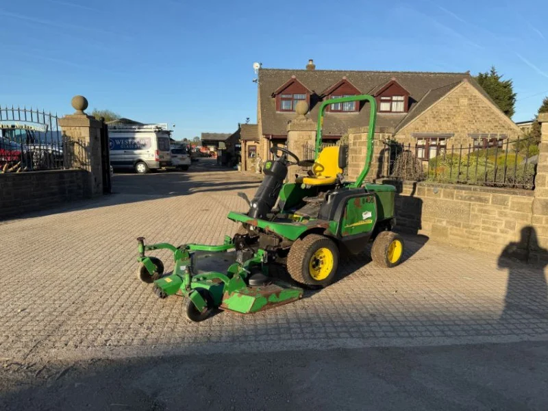 Universal Auctions Group Ltd - Massive Sale! Excavators, Tractors, Forklifts, Agri, Telehandlers & Much More at Auction - Auction Image 3