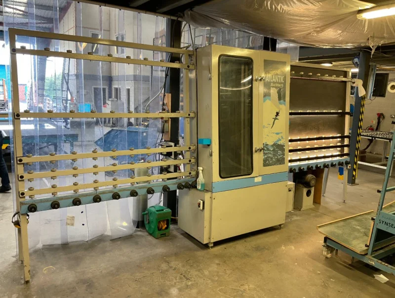 BPI Auctions - Entire Contents of Glass Manufacturer Business at Auction to include Vans, Forklift, Machinery & more - Auction Image 4