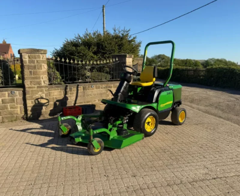 Universal Auctions Group Ltd - Over 700 Lots of Ex-Fleet Vehicles, Agri & Farm, Heavy Plant, Machinery, HGVs & Much More - Auction Image 5
