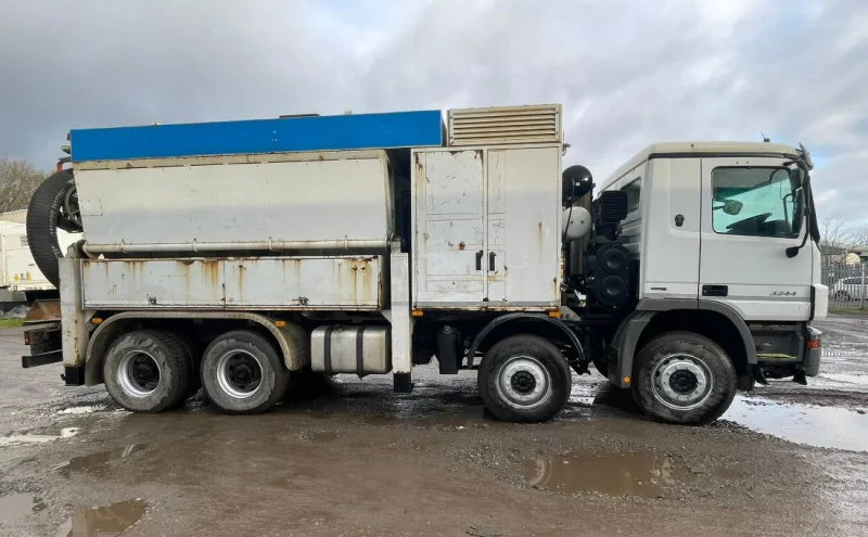 BPI Auctions - 2019 DAF LF230 HGV Hotbox & 2009/2010 Mercedes Actros Vacuum Excavators Auction - Auction Image 4