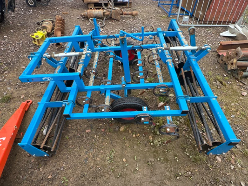 AMS - Equine Machinery, Equipment & Vehicles Auction - Auction Image 6