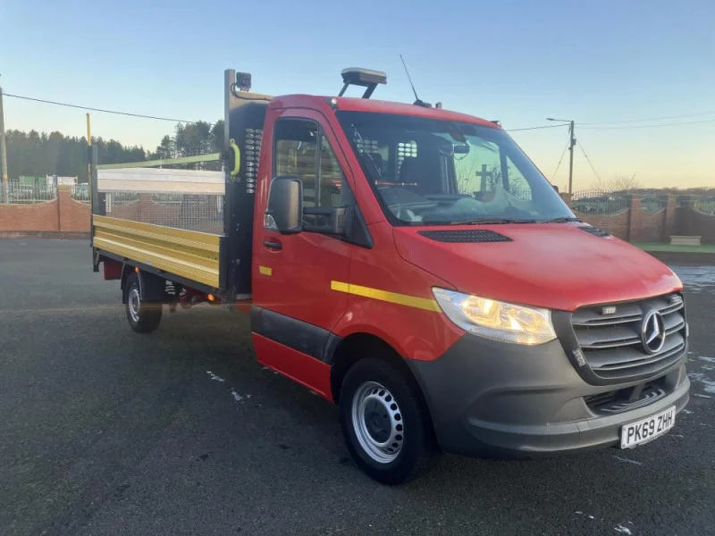Asset Auctions Ltd - Saturday Midday - Durham Auction to include Mercedes Sprinter, Iveco daily, Iveco Eurocargo, DAF Tractor Units and more. You Cannot Buy These Lots Cheaper On Any Platform! - Auction Image 4