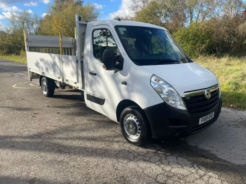 Universal Auctions Group Ltd - Major Clearance Auction, Over 700 lots: Ex-Fleet Vehicles, Agri & Farm, Heavy Plant, Machinery, HGVs & Much More - Auction Image 2