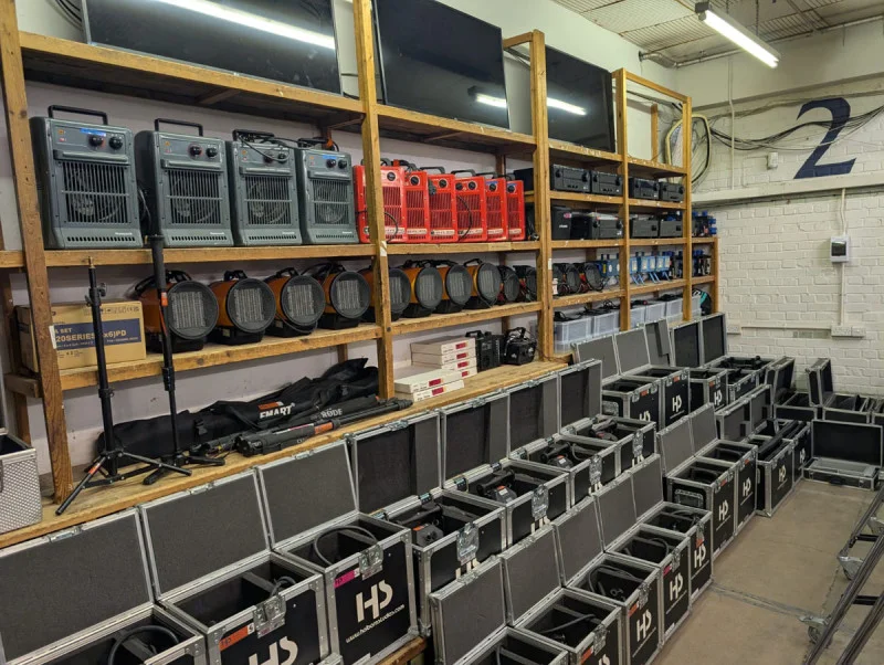 W & H Peacock - Photography and Film Studio Equipment - Auction Image 2