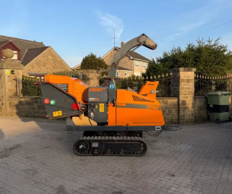 Universal Auctions Group Ltd - Massive Multi-Lot Auction; Ex-Fleet Vans, Agri, Construction & Heavy Plant Machinery And Much More! - Auction Image 1