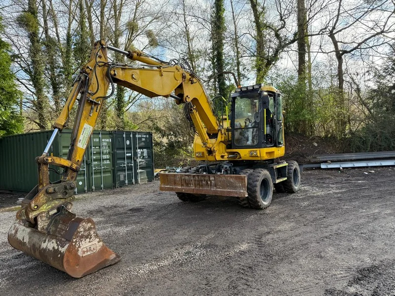 BPI Auctions - Wheeled & Tracked Excavators, Cabbed Dumpers & Flat Bed Van Auction - Auction Image 6