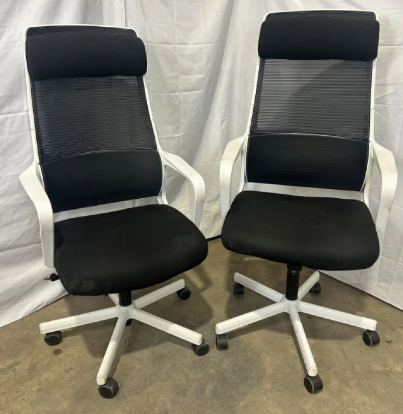 JPS Chartered Surveyors - High Quality Office Furniture Auction to include Various Sized Workstations, Boardroom Table, Office Chairs, Lamps, TV Stands & More - Auction Image 3
