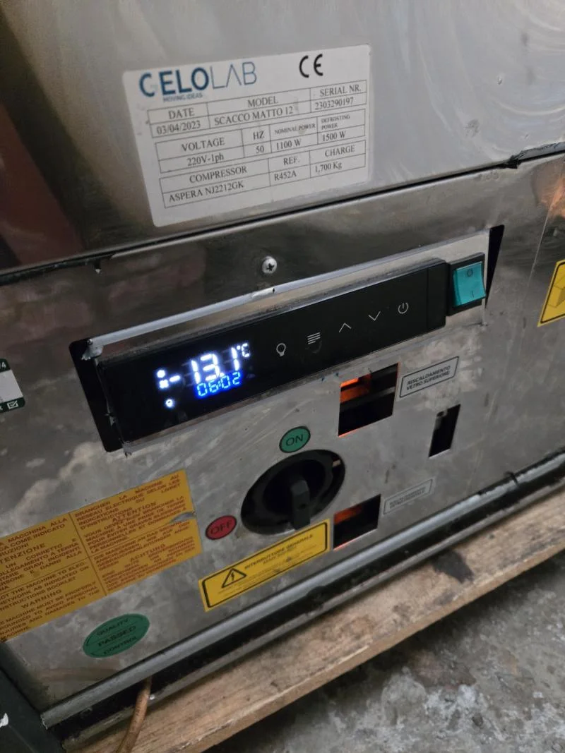 David Gower Auctions Ltd - NO VAT ON HAMMER PRICE. David Gower Auctions Catering Equipment, Gelolab - Ice Cream Display, Gelo Standard Showlab SL2, Pizzaform And More - Auction Image 2
