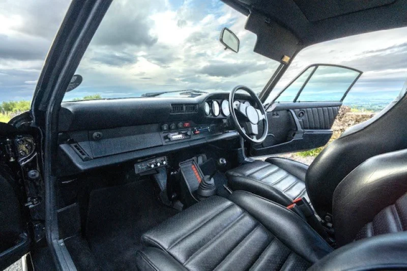 Humbert & Ellis Ltd - Auction - 1981 Porsche 911 Super Carrera 3.0 - Only 2857 miles from new - Auction Image 5