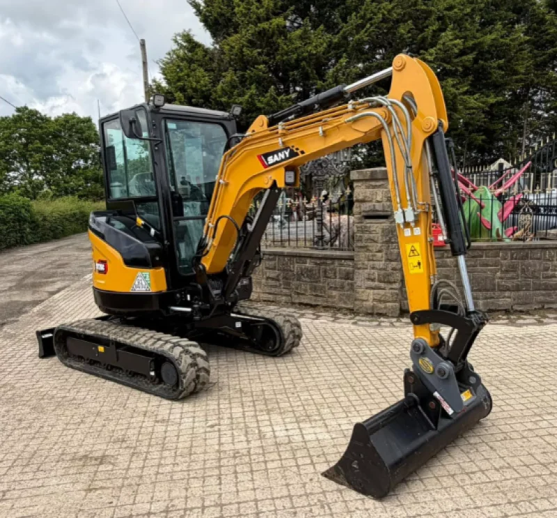 Universal Auctions Group Ltd - Summer Spectacular, ONLY 12.5% BUYERS PREMIUM, 1 Week Only! Plant, HGVs, Ex-Fleet Vehicles, Agri Equipment - Auction Image 5