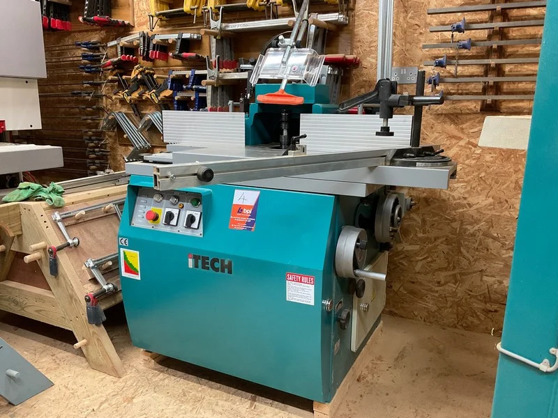BPI Auctions - Woodworking Machinery to include Dimension Saw, Wide Delt Sander, Spindle Moulder, Bandsaw, Panel Saws & More at Auction - Auction Image 3