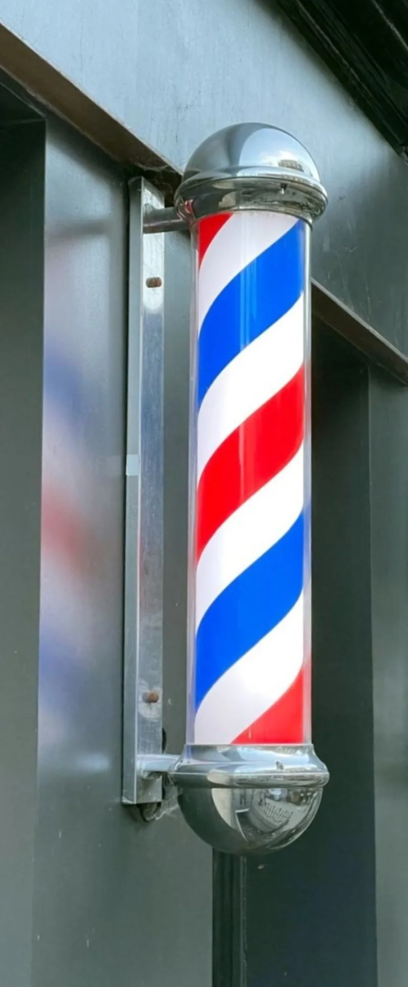 In2Corporate Ltd - Contents of an Old School Award-Winning Barbershop Auction - Auction Image 2
