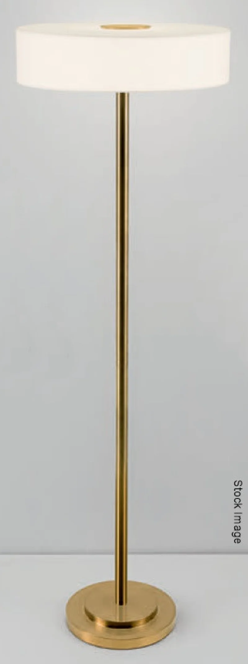 In2Corporate Ltd - Luxury Lighting from a Prestigious Manufacturer - Auction Image 8