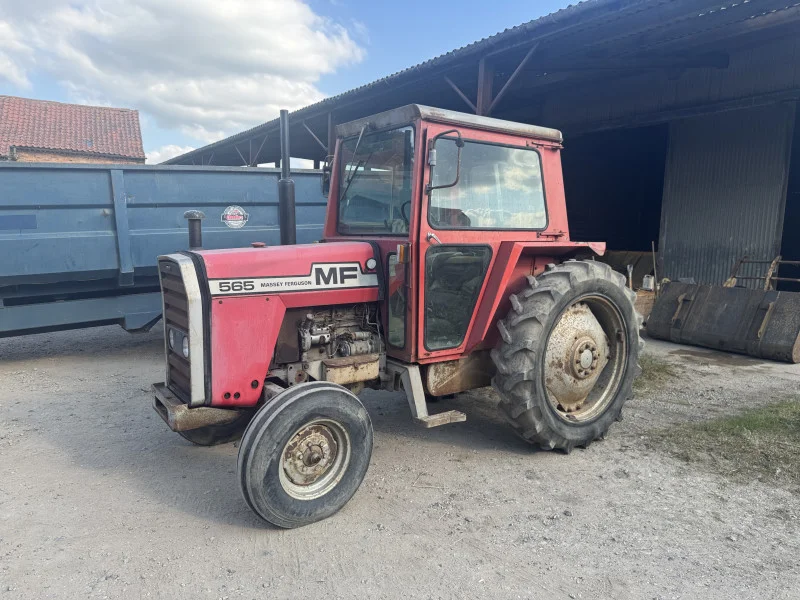 Will Barker & Co - Nelson Farm Machinery Dispersal Auction - Auction Image 5