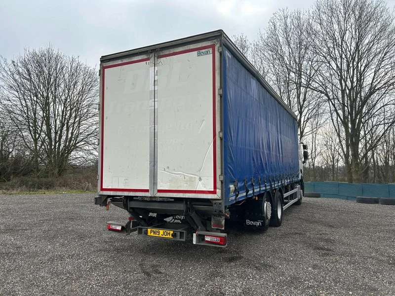 BPI Auctions - 2019 Renault D Wide 320 DTI8 Dropside Lorry with Palfinger Crane & 2019 Renault T Range 26 Tonne Curtainsider Auction - Auction Image 6