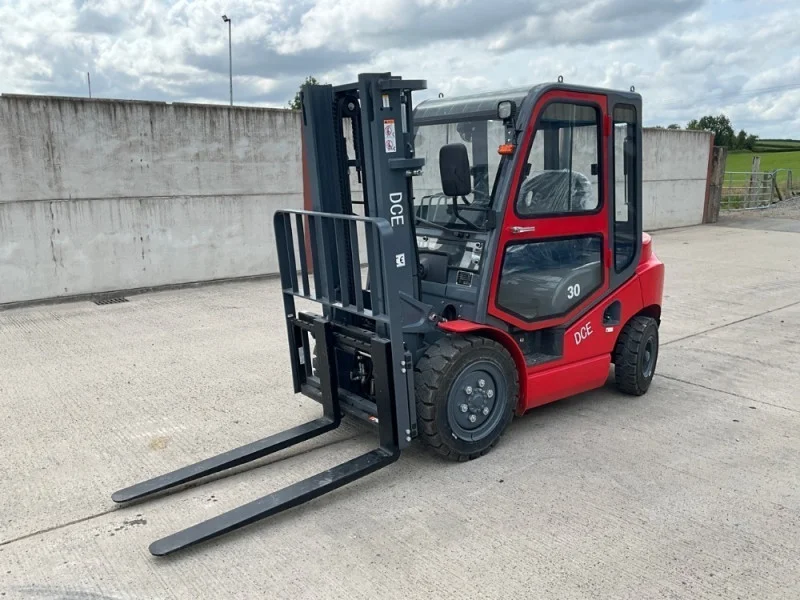 Mid Ulster Auctions Ltd - Machinery Auction to include: Excavators, Articulated Dump Truck, Tractor & Front Loader, Mini Diggers, Diesel Forklifts & More - Auction Image 2