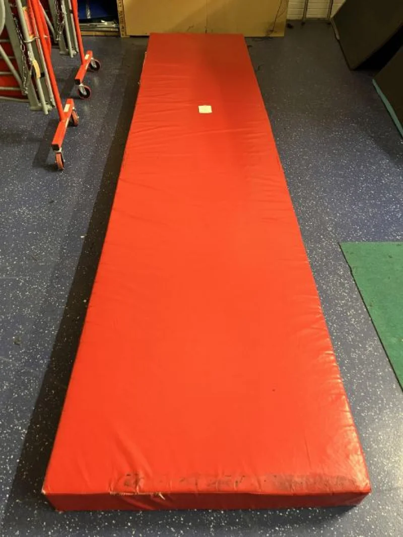 JPS Chartered Surveyors - Soft Play Equipment & Children's Toys at Auction including: Trampolines, Soft Play Walls & Flooring, Landing Mats, Toy Sets - Auction Image 3