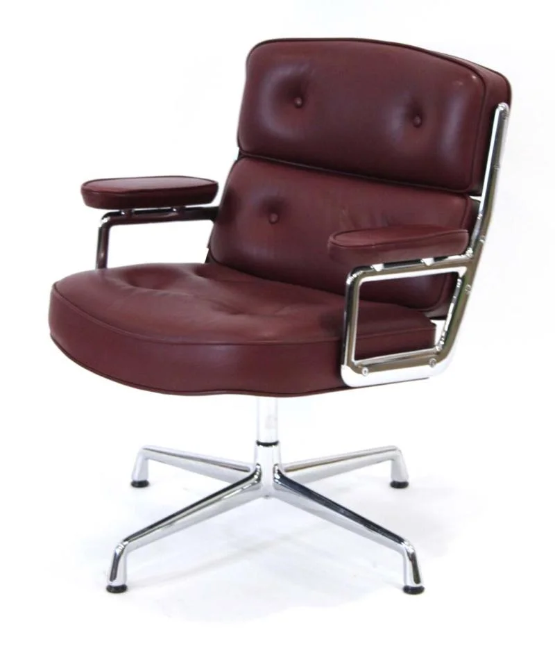 W & H Peacock - Designer & Contract Office Furniture - Auction Image 3