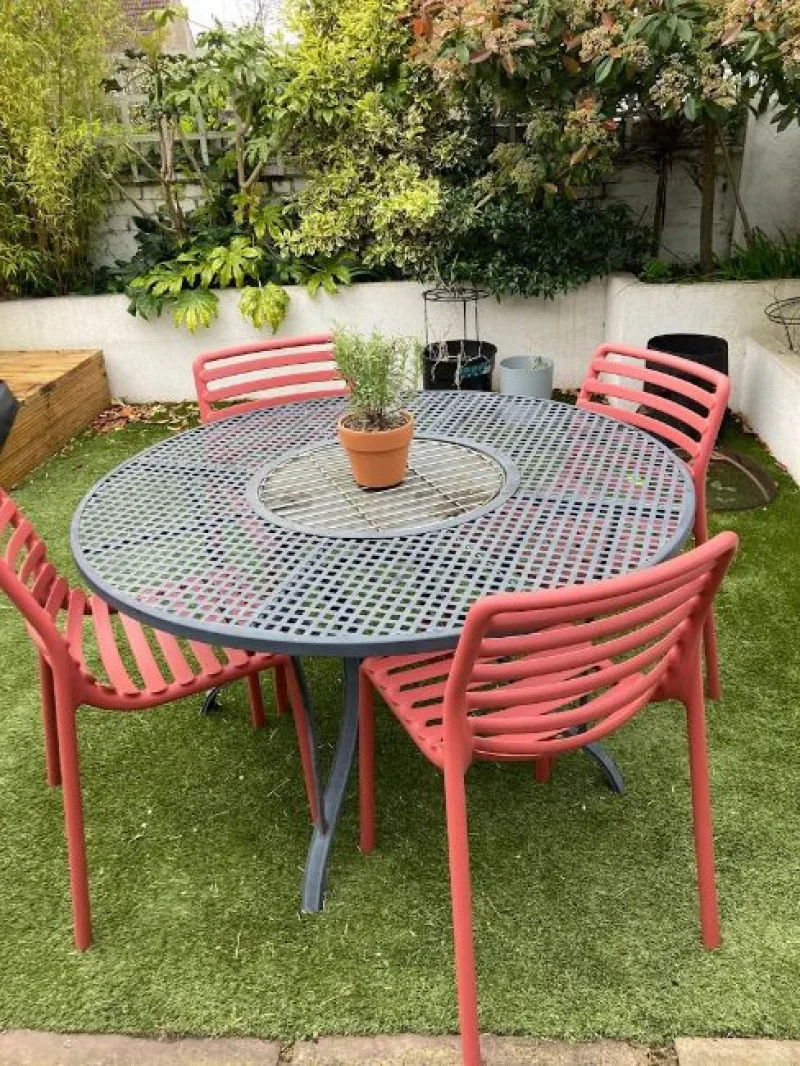 JPS Chartered Surveyors - Quantity of Indoor/Outdoor Garden Furniture, Accessories & More at Auction - Auction Image 2