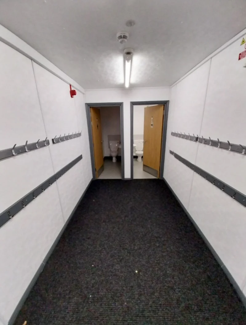 BPI Auctions - 3-Bay Modular School Building PMflex Classroom - Auction Image 5