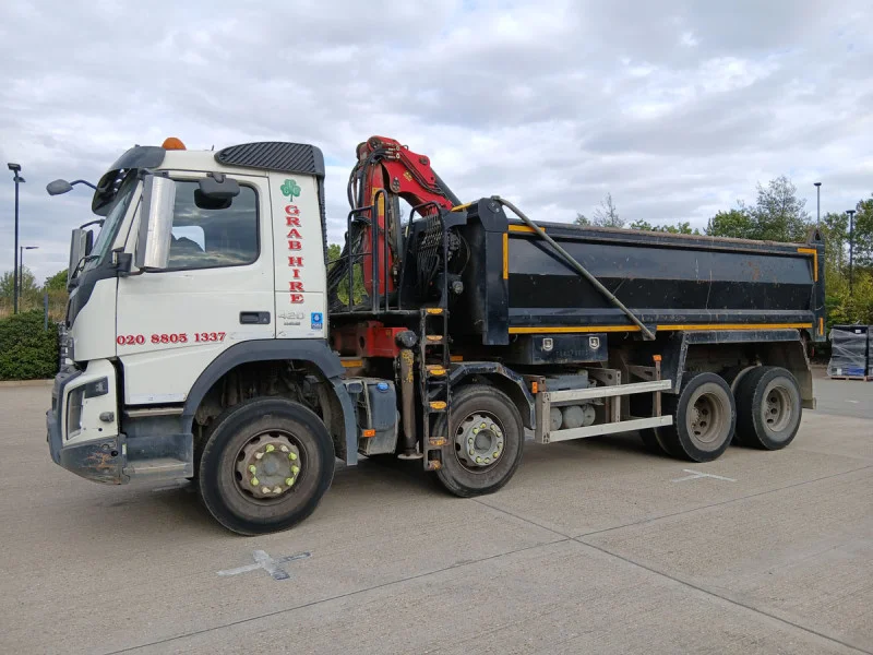 W & H Peacock - Volvo Grab Lorry Auction - Auction Image 2