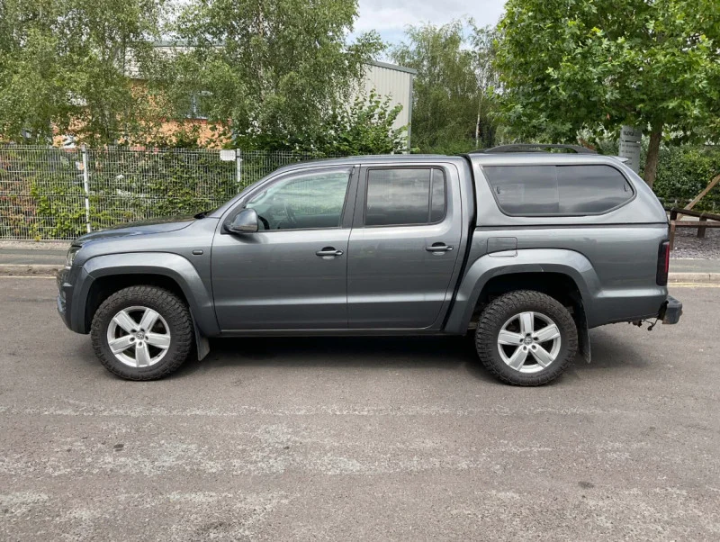 BPI Auctions - 2017 Volkswagen Amarok Highline 4Motion Pickup Truck - Auction Image 2