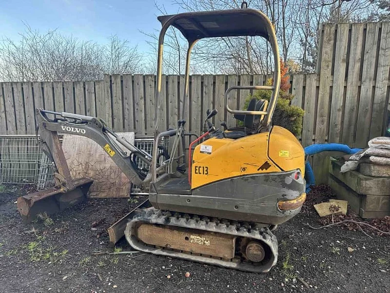 Sweeney Kincaid - Garden Centre Equipment, Vehicles, Equipment & Stock Auction - Auction Image 3