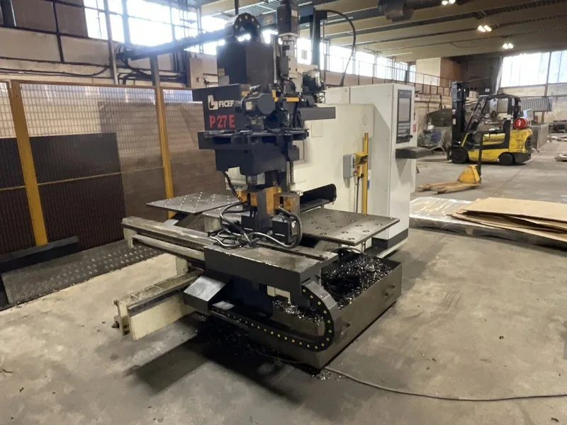 BPI Auctions - Auction of Entire Contents of Washington Waterjet Limited to include: CNC Drilling Machines, Plasma Cutting Machines, Forklift Trucks, Water jet Cutting Machine & More - Auction Image 3