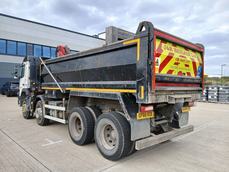 W & H Peacock - Volvo Grab Lorry Auction - Auction Image 3