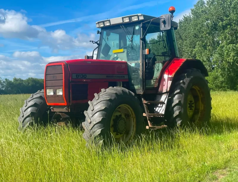 Universal Auctions Group Ltd - MAJOR MULIT-LOT EVENT, Plant, HGVs, Ex-Fleet Vehicles, Agri Equipment, Machinery & More - Auction Image 1