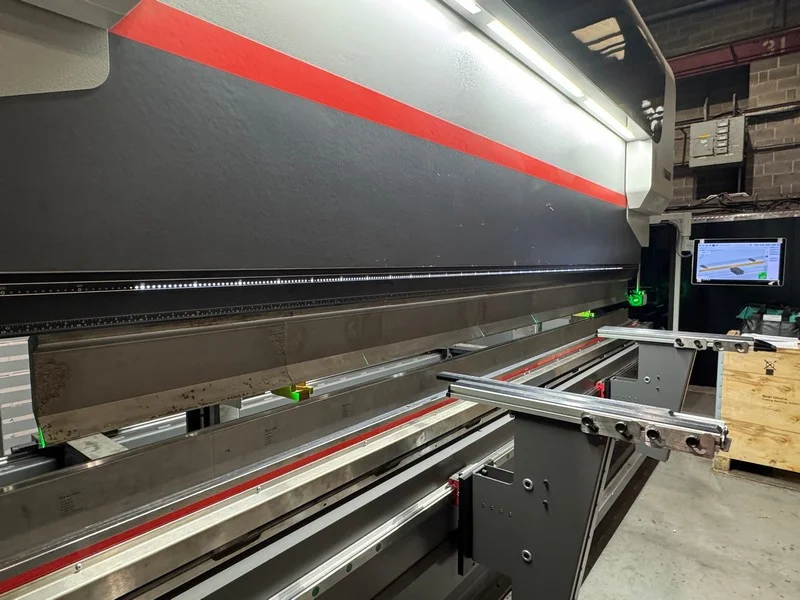 BPI Auctions - 2023 Bystronic Xpert Pro 320/4300 CNC Controlled Press Brake Auction - Auction Image 4