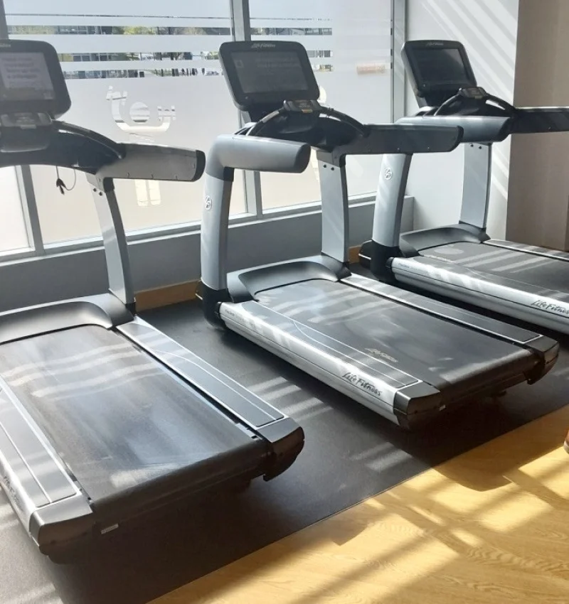 Pinder Asset Solutions Ltd - Life Fitness Cardio and Strength Training Equipment from In House Head Office Gym - Auction Image 3