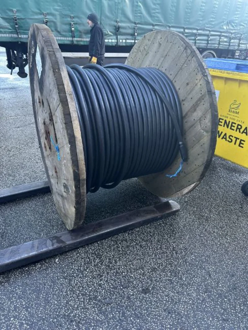 JPS Chartered Surveyors - 27 x Various Electrical Utility Cable Reels Auction - Auction Image 3