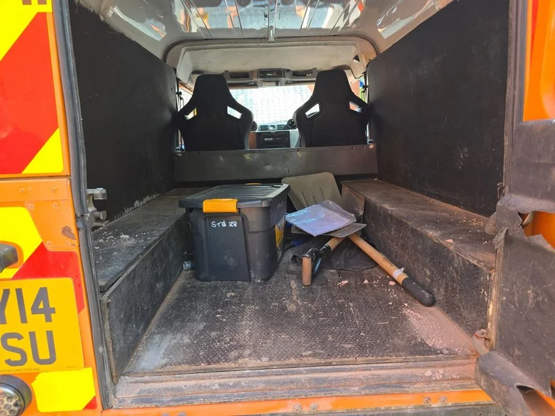BPI Auctions - 2014 Land Rover Defender 110 Hard Top 4x4 Utility Vehicle at Auction - Auction Image 6