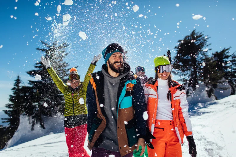 Stags - Online Timed Auction Clearance Sale of Ski Wear, Adventure, Outdoor & Water Sports Clothing & Footwear - Auction Image 1