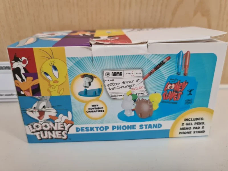 JPS Chartered Surveyors - Fantastic Licenced Looney Tunes Stock Auction incl: Backpacks, Stationery, Tablet/Ipad Holders & More - Auction Image 4