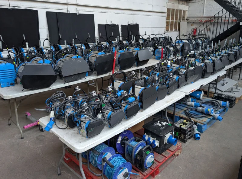 W & H Peacock - Professional Studio Equipment & Lighting - Auction Image 1