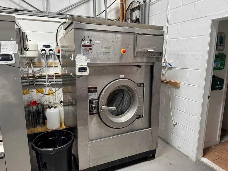 Sweeney Kincaid - Professional Laundry Equipment Auction - Auction Image 3