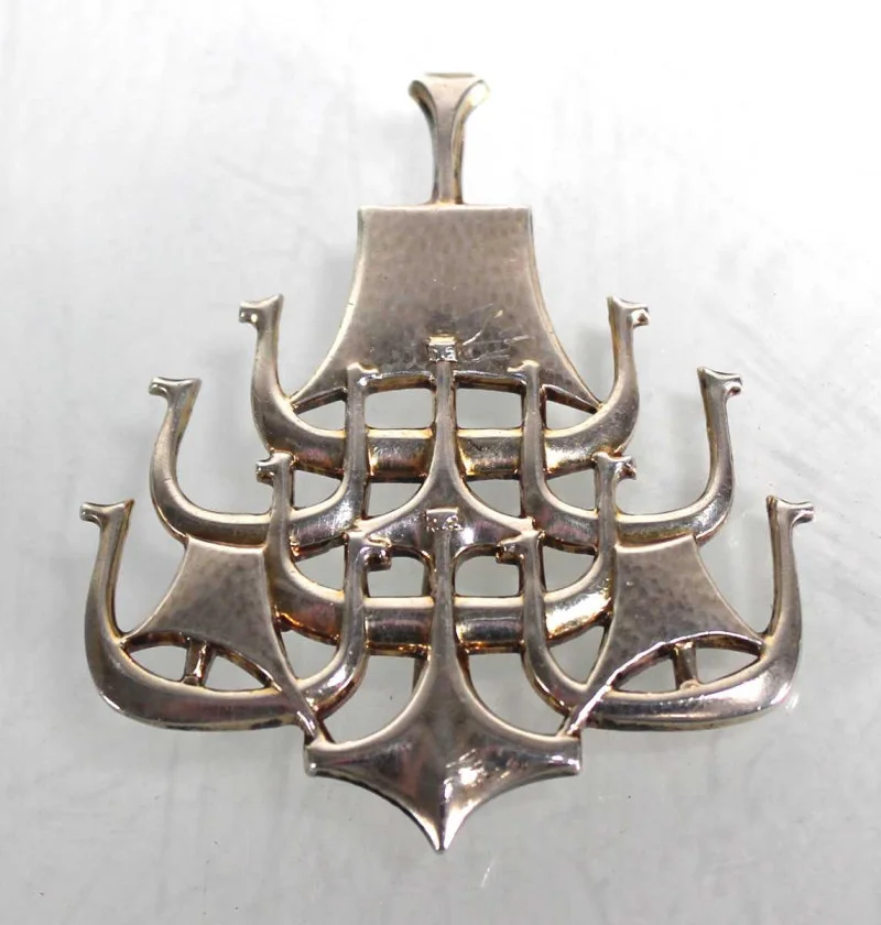 W & H Peacock - Antique Furniture & Collectors’ Items - Auction Image 8